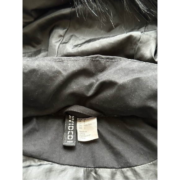 H&M - Picture 4 of 8